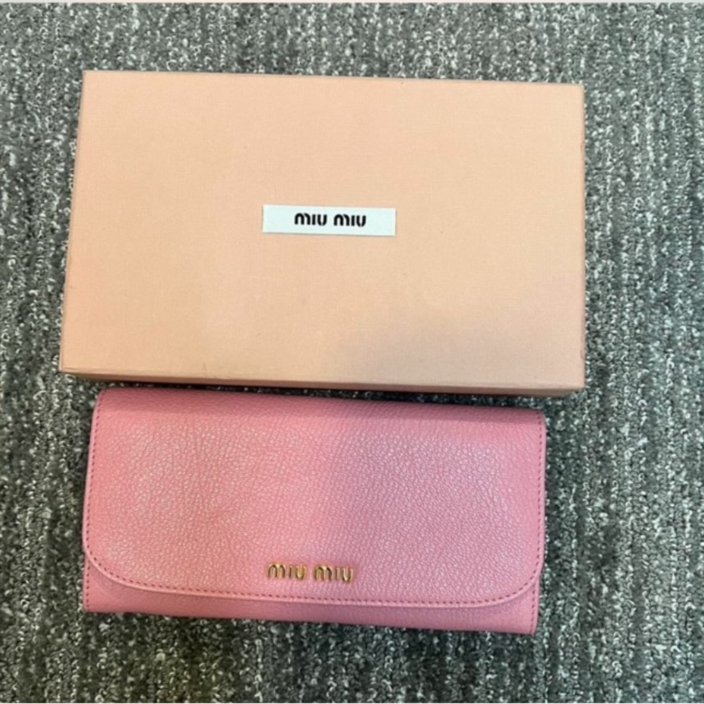 Miu Miu Authentic Rose pink long wallet